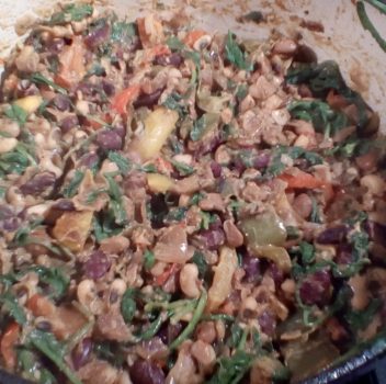 Refried beans with Spinach and an optional Tomato Sauce